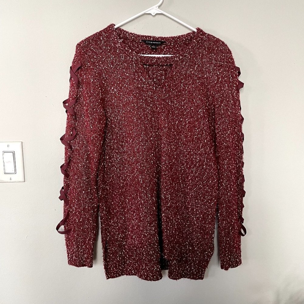 Rock & Republic white red ribbon detail v-neck sweater‎ casual women size medium